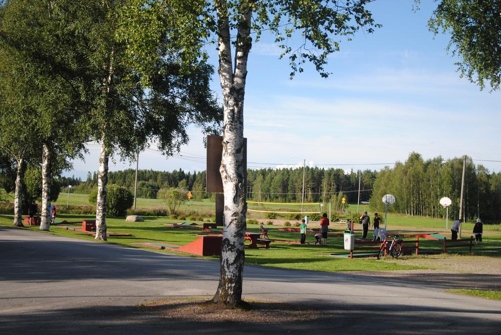 Tastulan Lomakylae Hotel Kaustinen Exterior foto