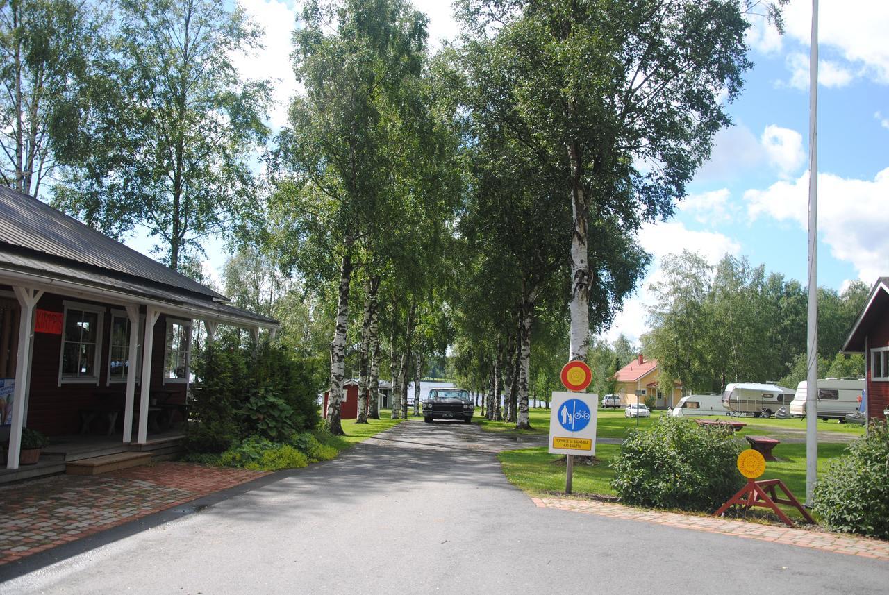 Tastulan Lomakylae Hotel Kaustinen Exterior foto