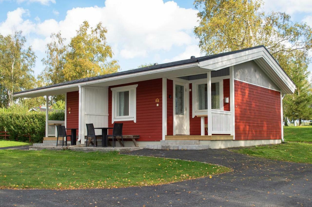 Tastulan Lomakylae Hotel Kaustinen Exterior foto